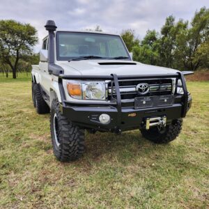 Toyota 6x6 land cruiser