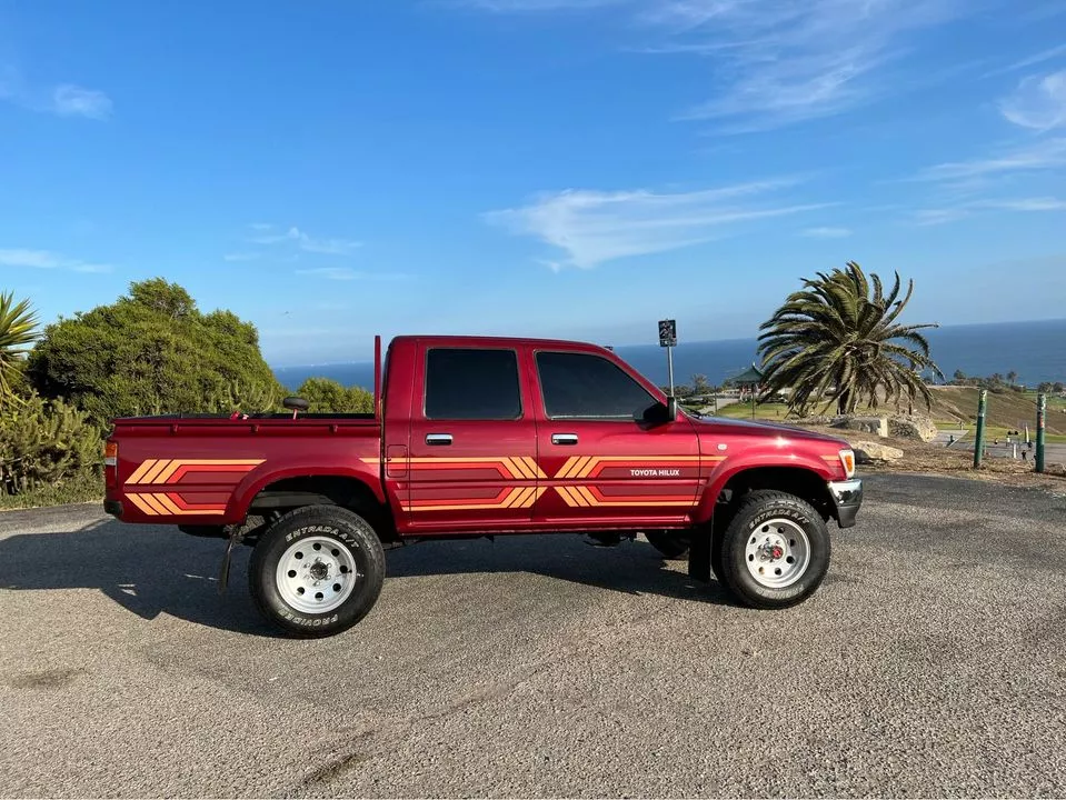 1990 toyota hilux