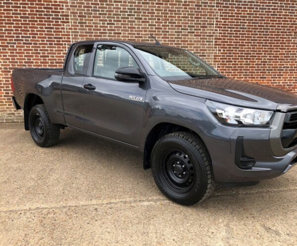 toyota hilux extra cab for sale