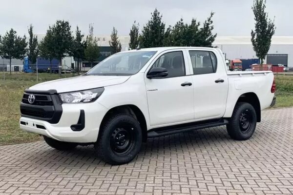 Toyota Hilux 2.4 GL 4x4