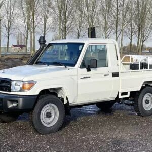 Toyota Land Cruiser HZJ79