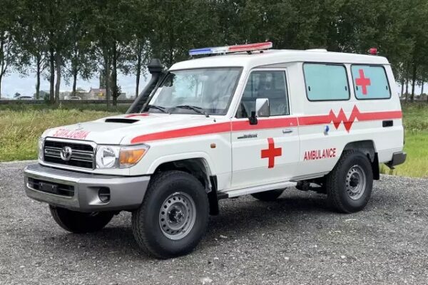 Toyota Land Cruiser VDJ78L Ambulance