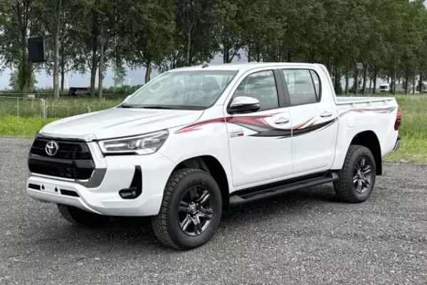 Toyota HiLux 2.4 GLX SR5 4x4