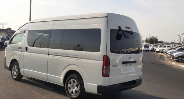 Toyota Hiace 2019