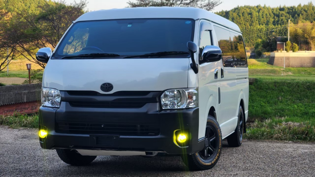 toyota hiace 4x4