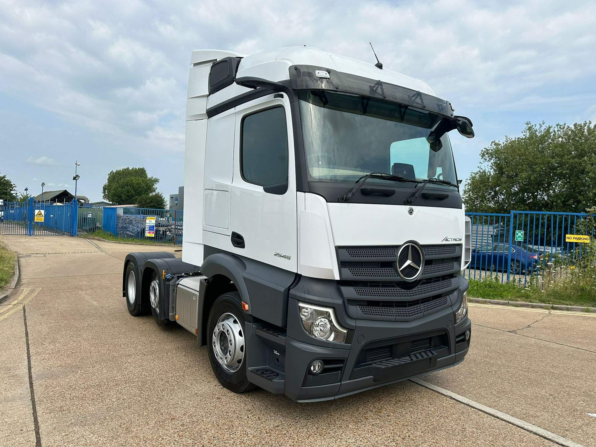 mercedes benz truck for sale