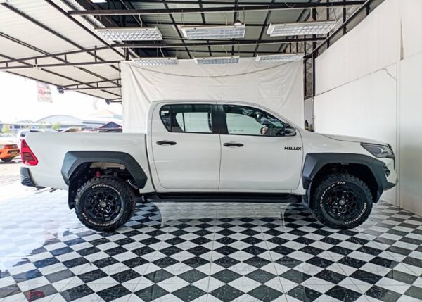 Toyota Hilux Revo Rocco