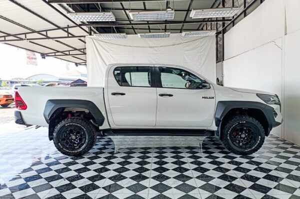 Toyota Hilux Revo Rocco