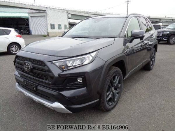 2024 toyota rav4 xle premium​