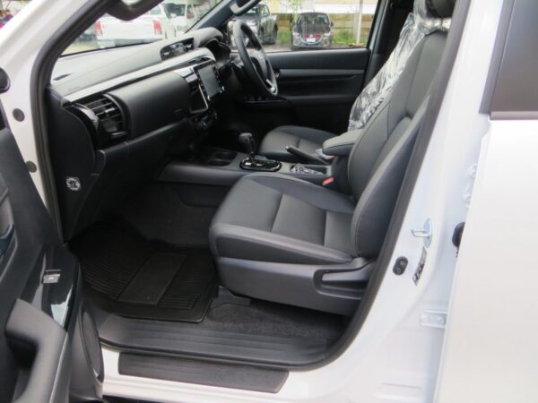 TOYOTA ROCCO DOUBLE CAB 2.8 4×4