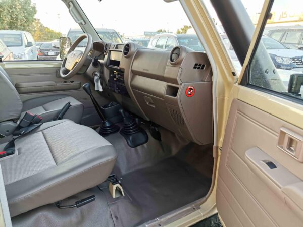 Toyota Land Cruiser LX79 4WD Single Cabin Pickup