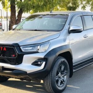 2021 TOYOTA HILUX SR5