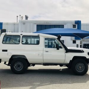 Toyota Land Cruiser 78 Hard Top 4.2D