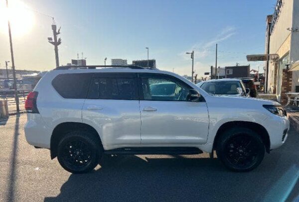 2023 TOYOTA LAND CRUISER PRADO TXL